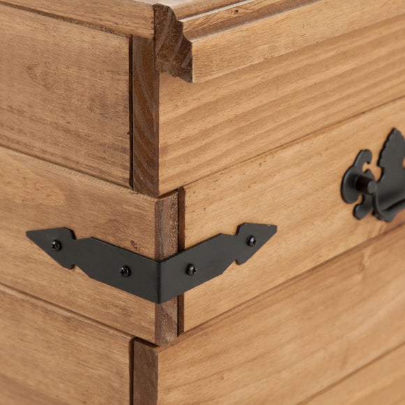 Corona Storage Trunk, Pine