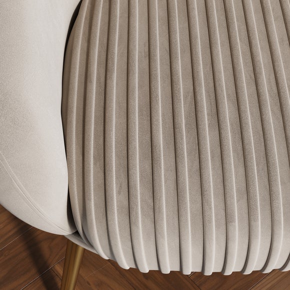 Bella Velvet Cocktail Chair, product image 2